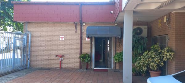 750  m² Commercial space