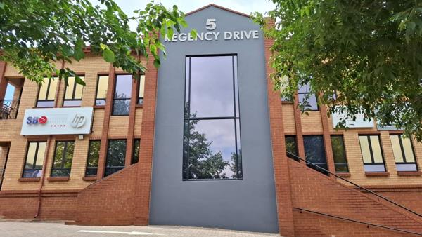 180  m² Office Space