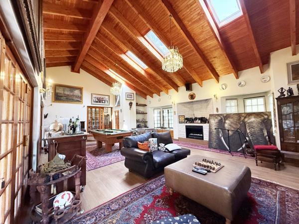 5 Bedroom House
