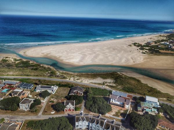 430 m² Land
