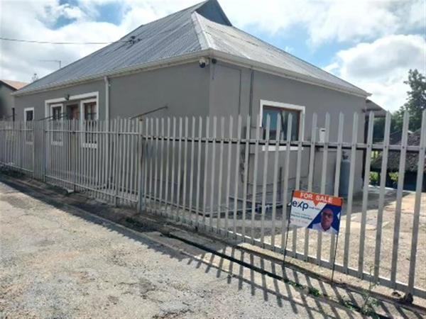 2 Bedroom House