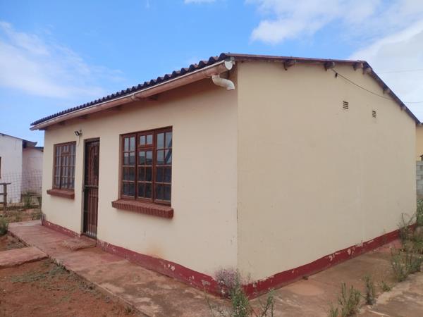 2 Bedroom House