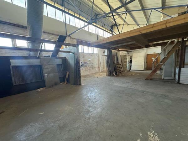 470  m² Industrial space