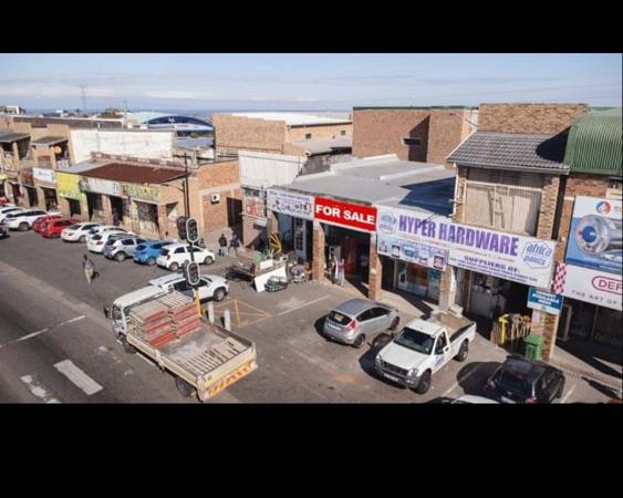 145  m² Commercial space