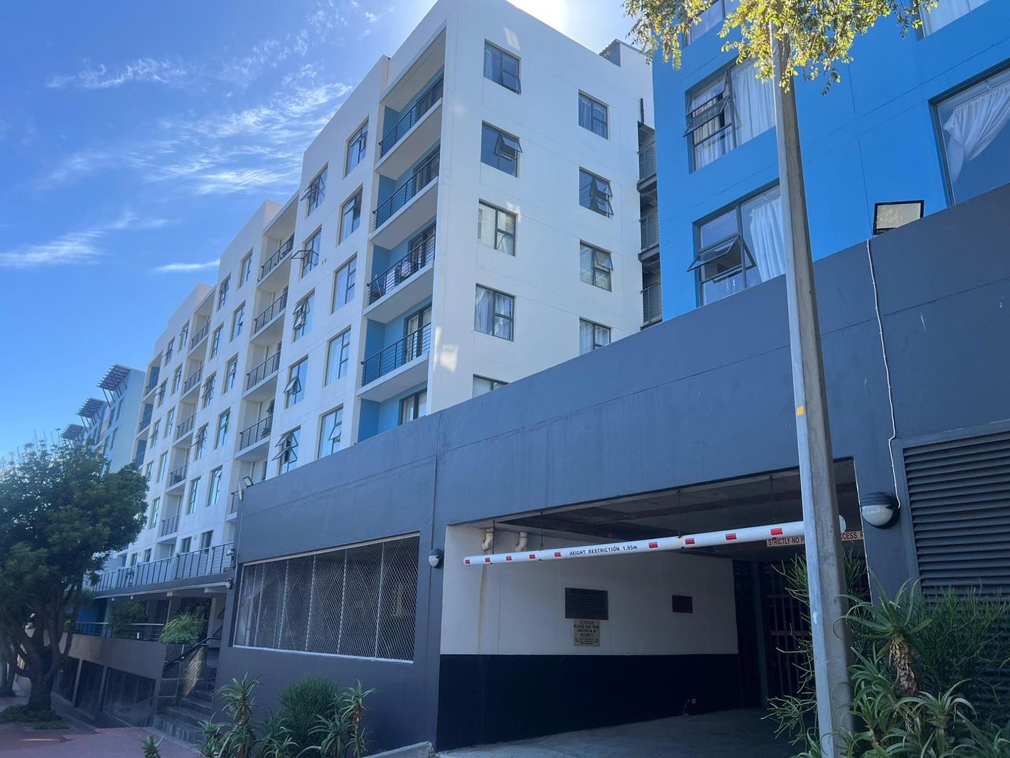 1 Bedroom Apartment in Zonnebloem