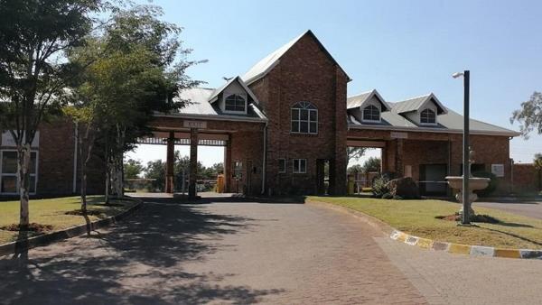 950 m² Land