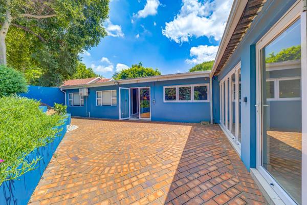 377  m² Commercial space