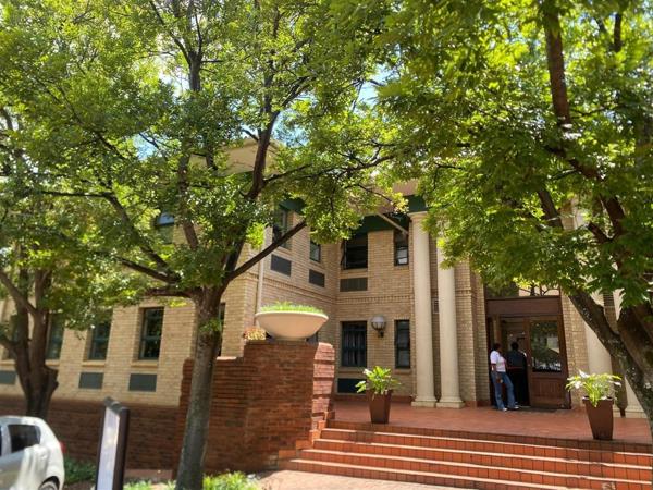 273  m² Office Space