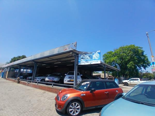 714 m² Commercial space
