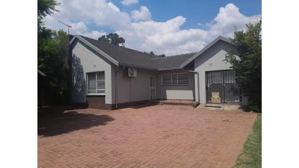 420  m² Office Space