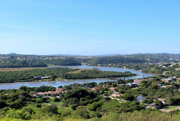780 m² Land