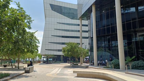 518 m² Commercial space