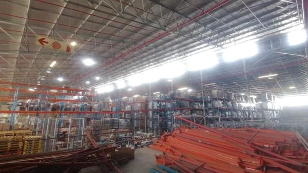 8 500  m² Industrial space