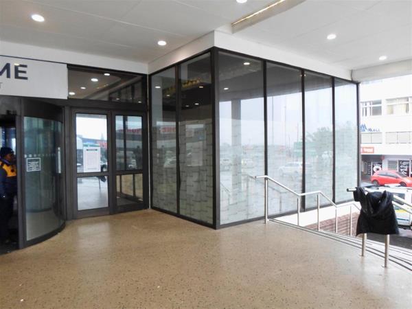 56  m² Retail Space