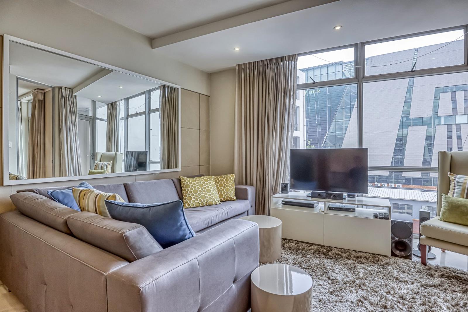 1 Bedroom Apartment in Sandton Central