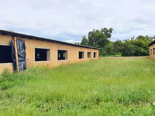 8.6 ha Farm