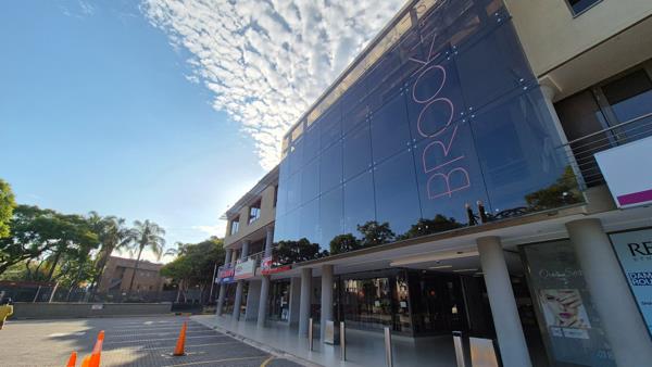 843 m² Office Space