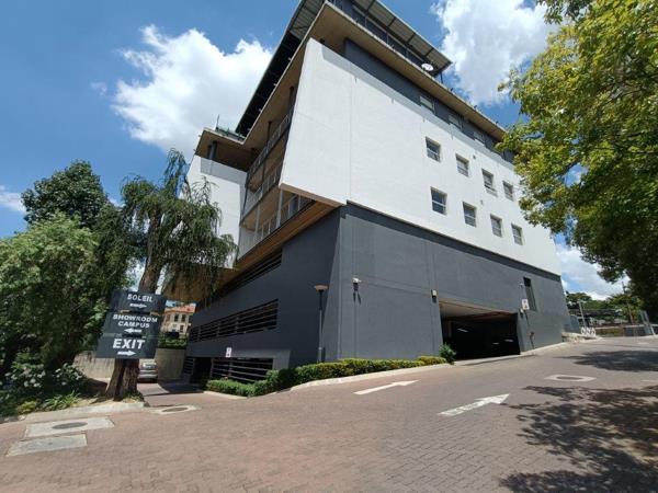 358  m² Commercial space