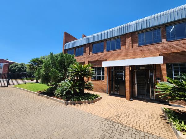 299  m² Industrial space