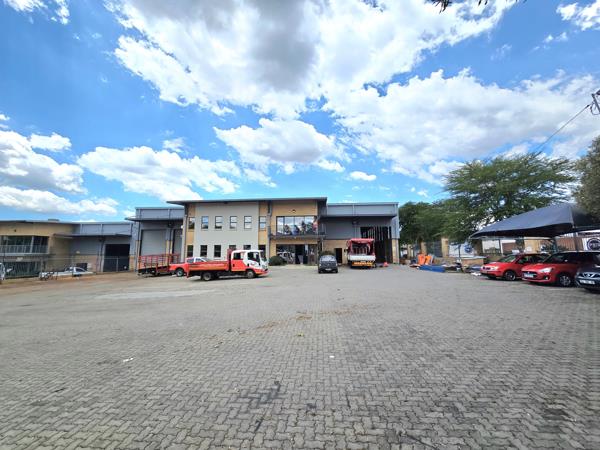 2 424  m² Industrial space