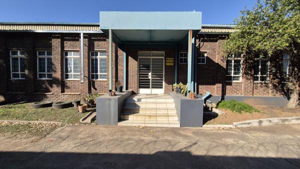 1 000  m² Industrial space