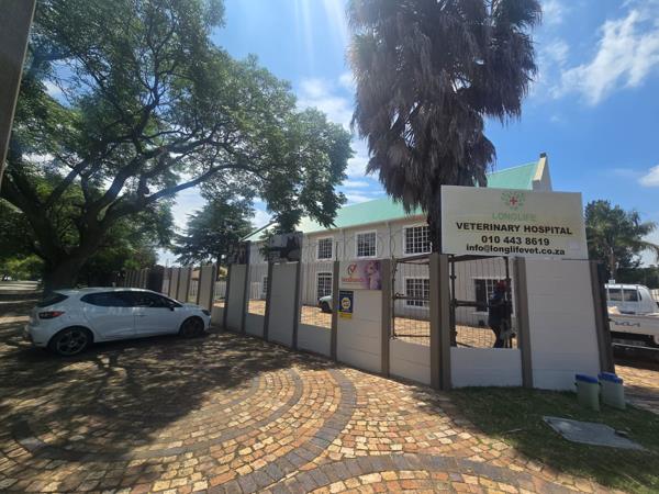 480  m² Commercial space