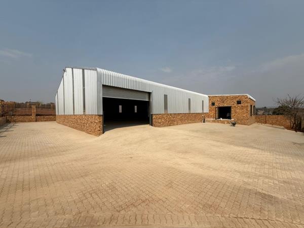 405  m² Industrial space