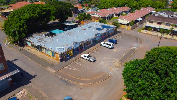 475  m² Commercial space