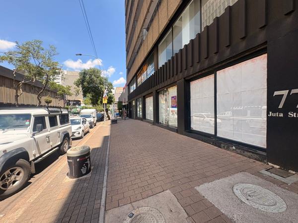 116  m² Commercial space