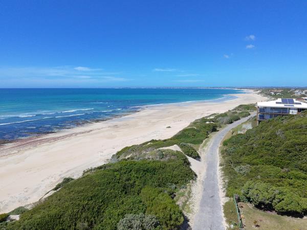 848 m² Land