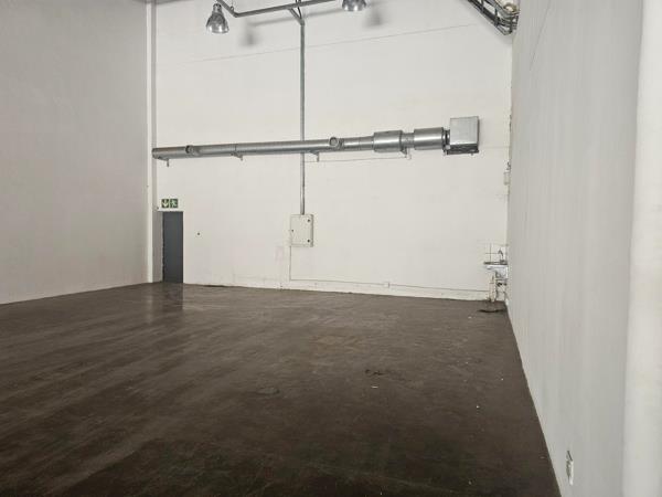 252 m² Industrial space