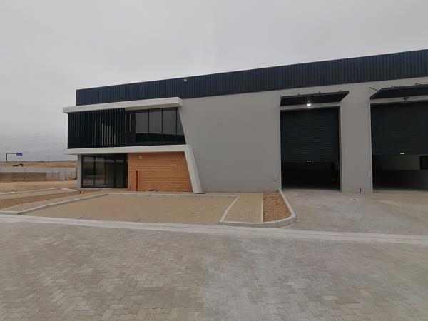 565  m² Industrial space