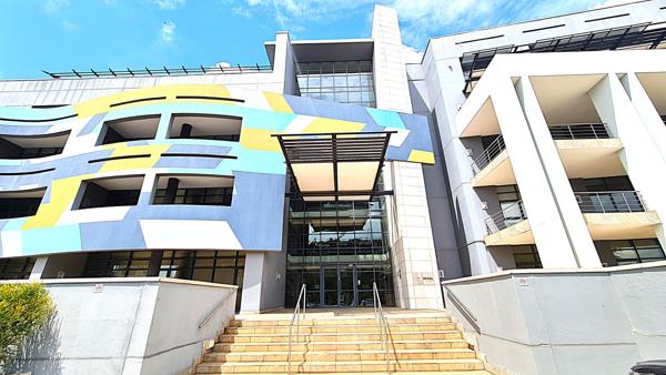 549 m² Office Space