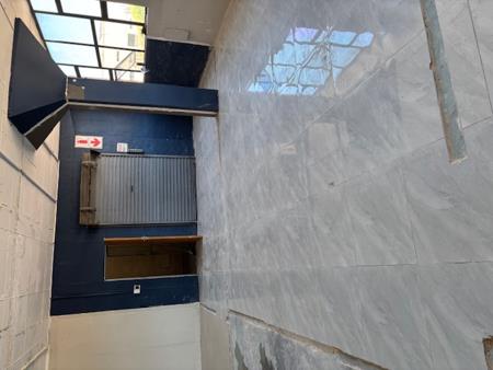 250  m² Commercial space