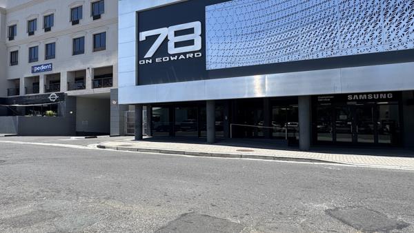 115  m² Retail Space