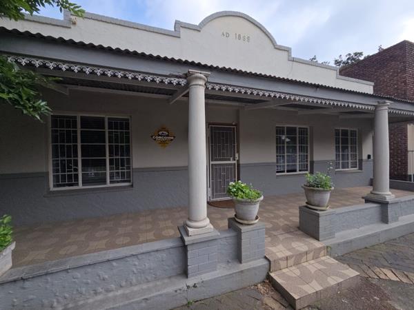 130  m² Commercial space