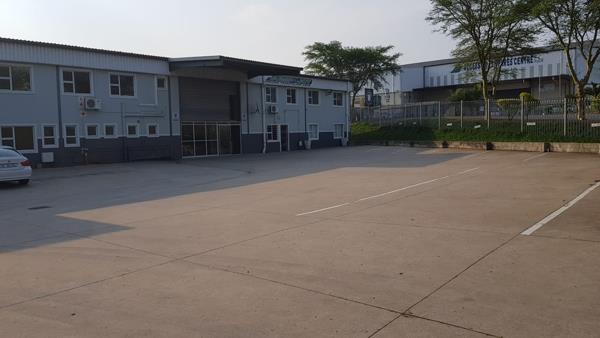 1 500 m² Industrial space