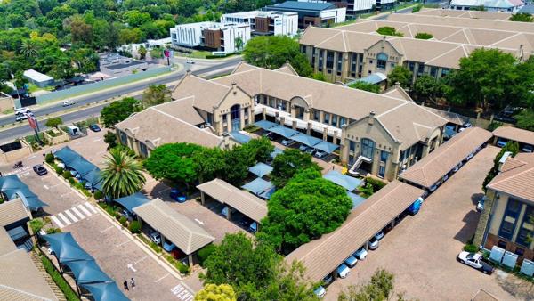 1 214 m² Commercial space