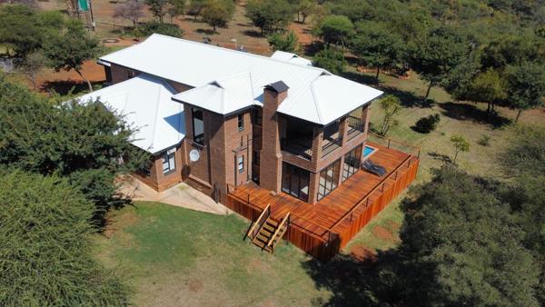 99.8 ha Farm with House