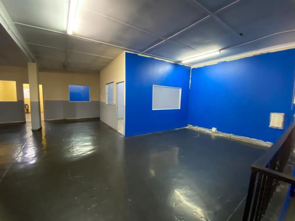 1 500  m² Commercial space