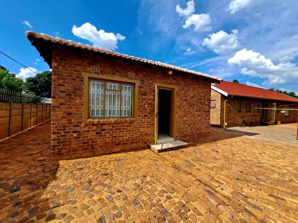 1 Bedroom Garden Cottage