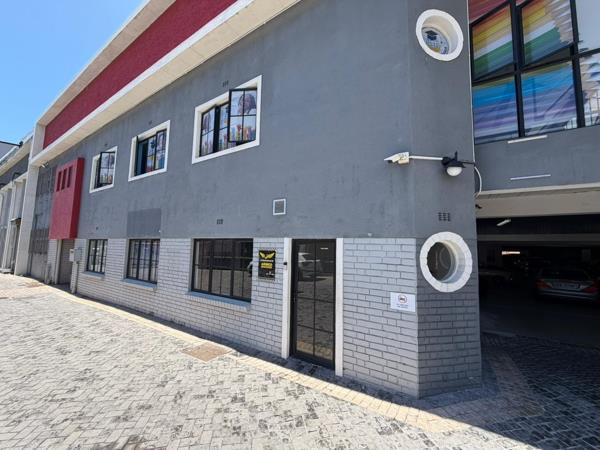 400  m² Commercial space