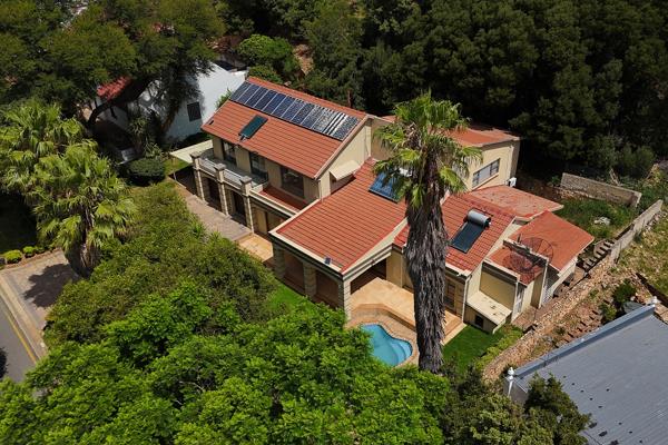 6 Bedroom House
