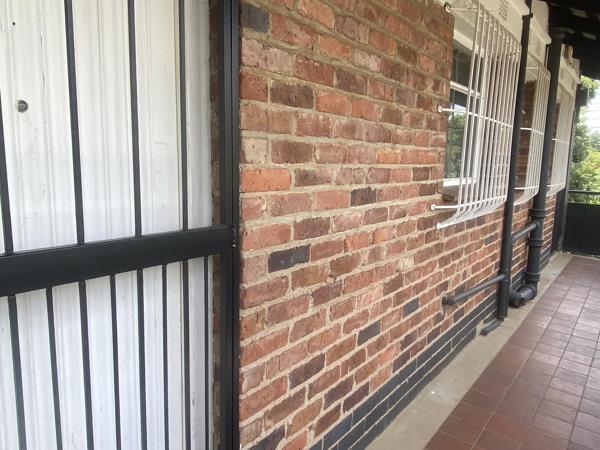 80  m² Commercial space