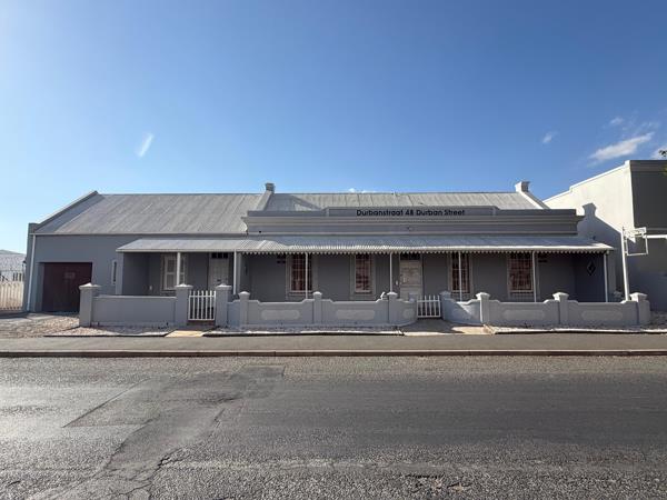 220 m² Commercial space