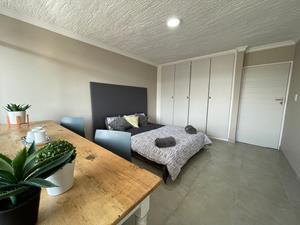 2.5 Bedroom Apartment