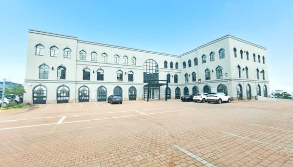234  m² Commercial space