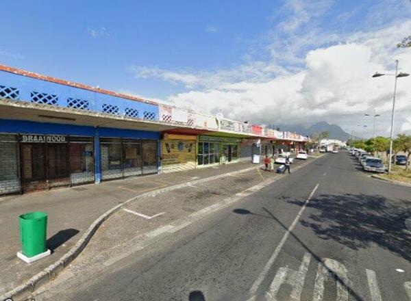 64  m² Retail Space