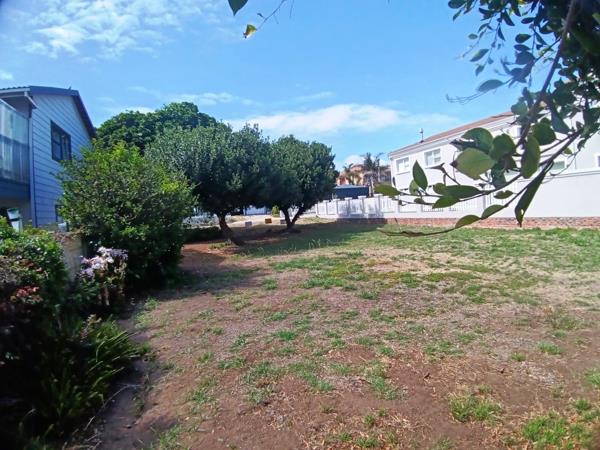 476 m² Land