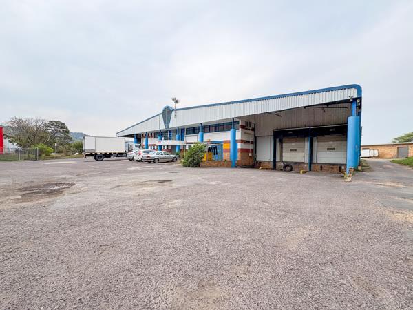 2 300 m² Industrial space